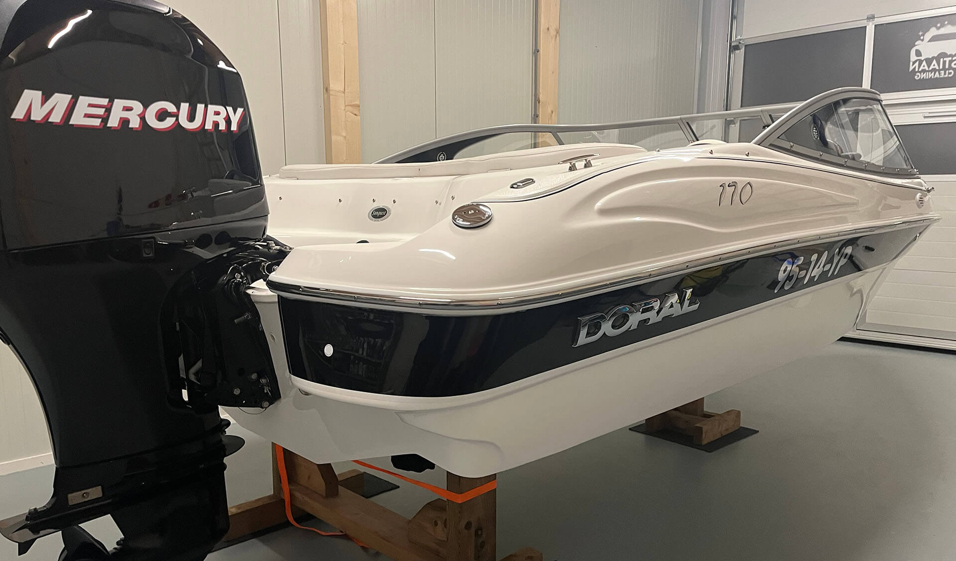 Boot polijsten Hattem