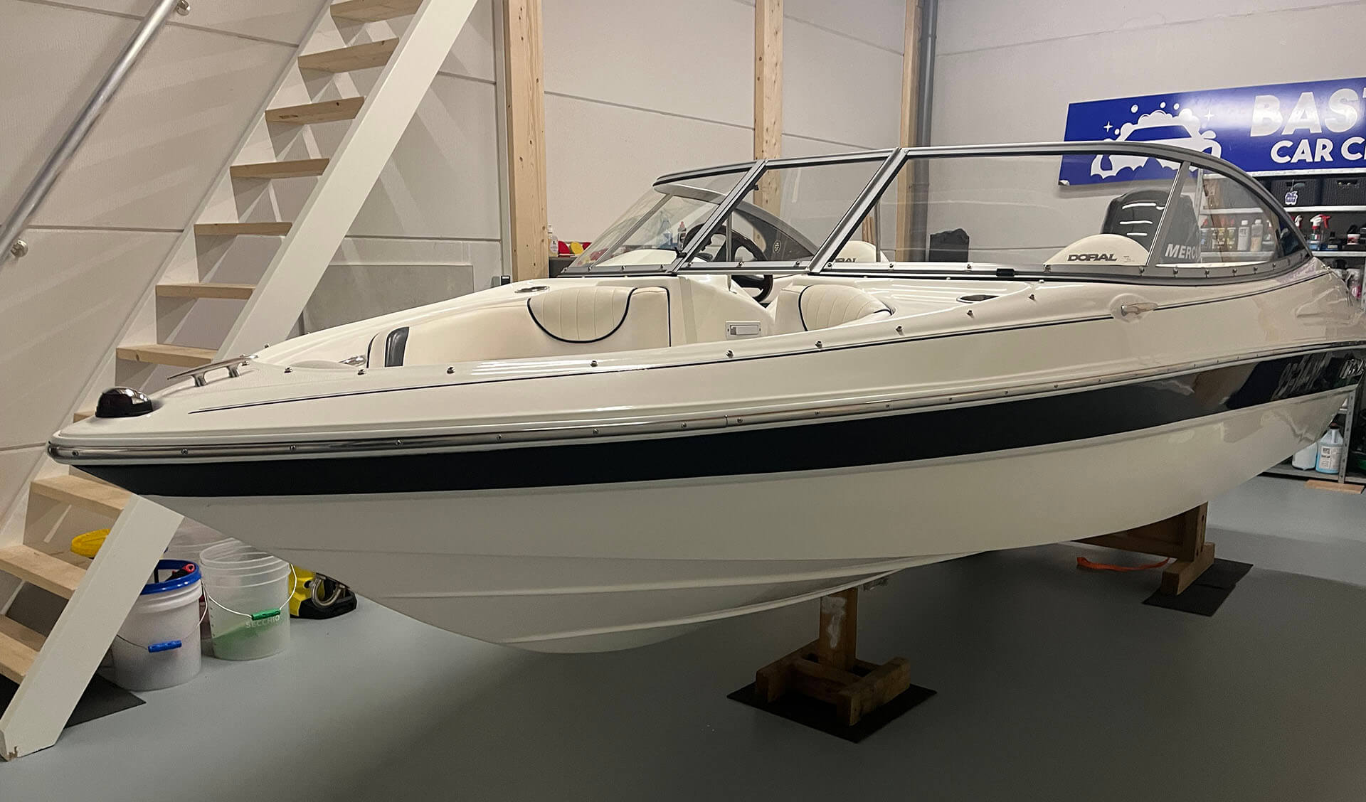 Boot voorzien van coating